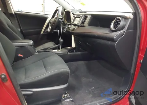 2013 Toyota Rav4 Xle z USA, uszkodzony, nr VIN JTMRFREV1DD023137